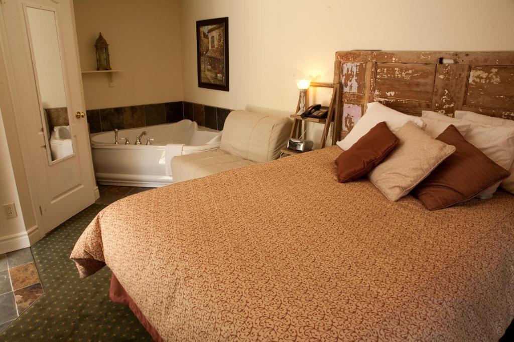 Auberge De La Tour Du Lac Sainte-Agathe-des-Monts Phòng bức ảnh